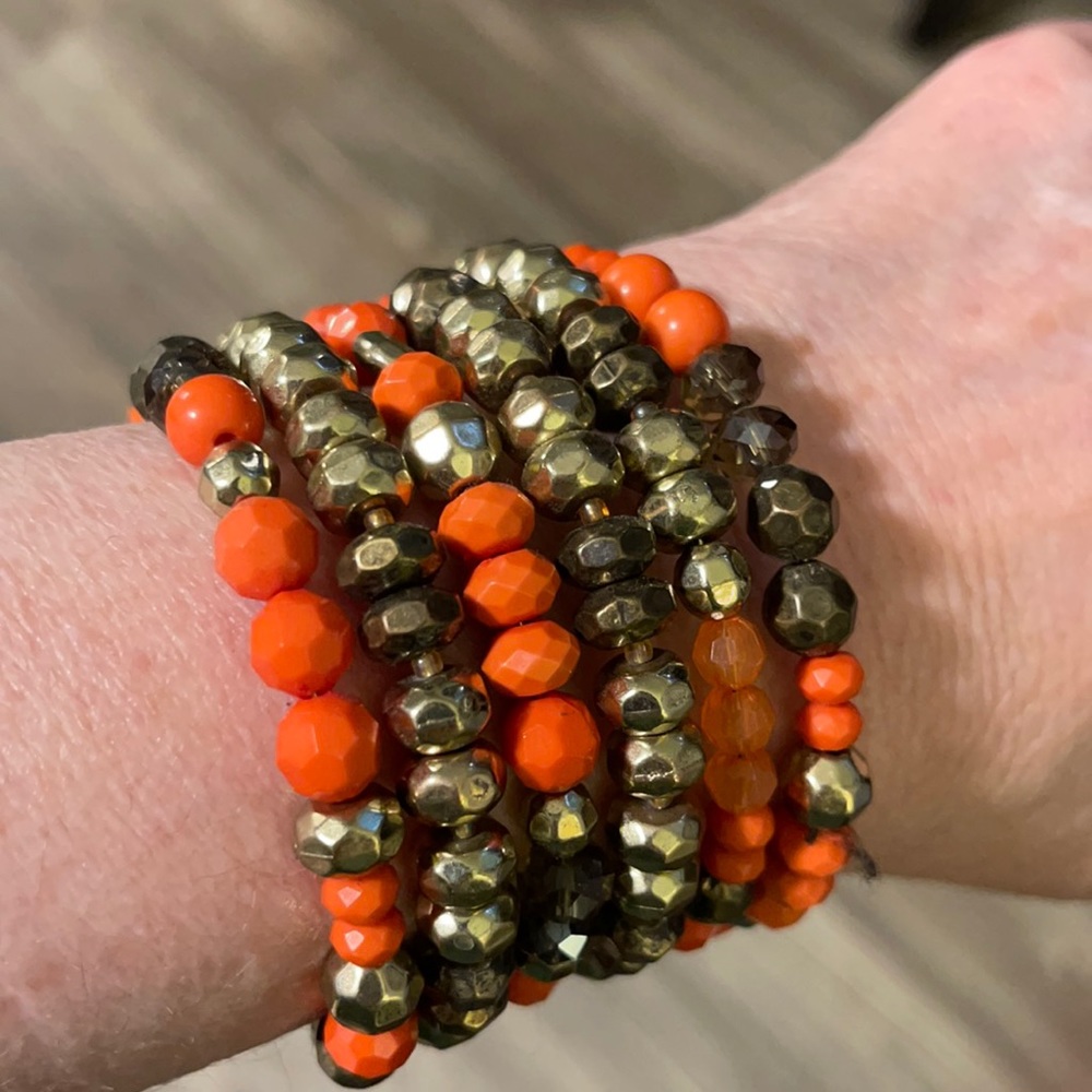 Wrap bracelet super cute!! all one piece. NWOT.